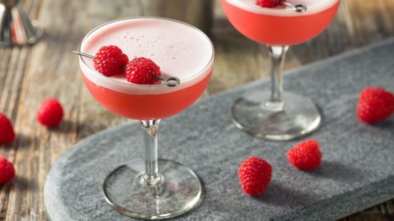 Non-Alcoholic Clover Club, simple with only 4 ingredients – Shift Lanes Drinks